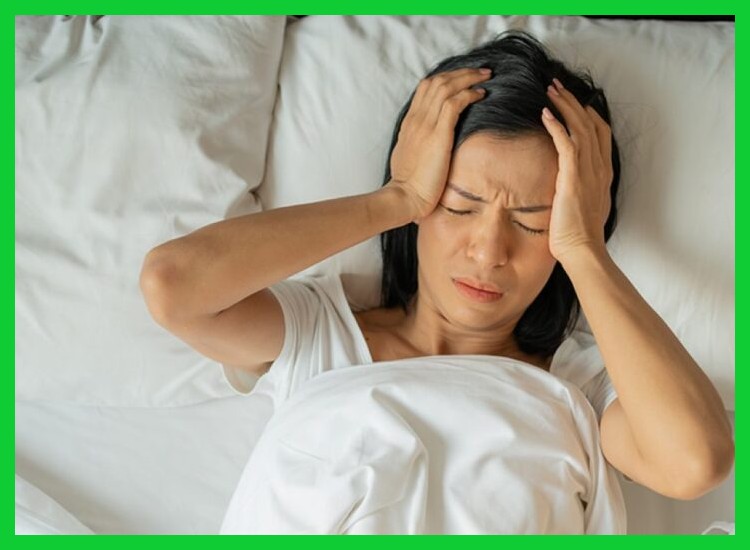 ¿Cómo afecta el estilo de vida adulto a la cantidad de sueño requerida?